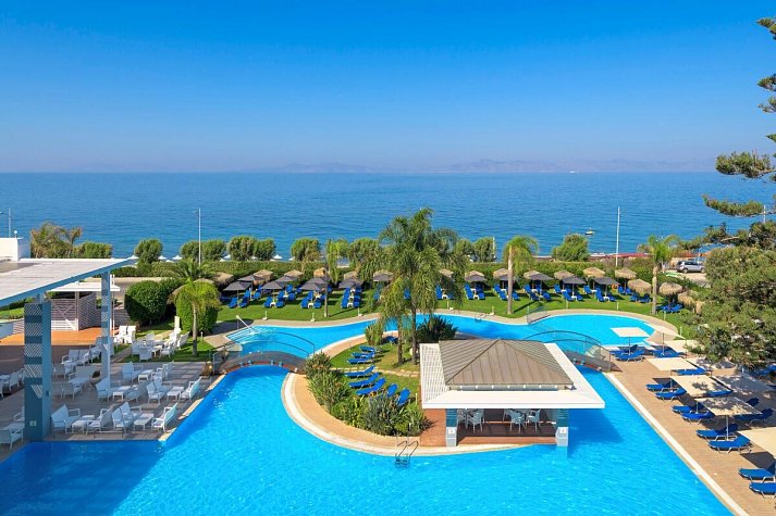Oceanis Beach