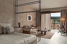 Aulus Lindos Rhodes, Curio Collection by Hilton - Wohnbeispiel Tropical Bungalow Open Plan Suite mit Whirlpool (Zimmercodierung B2G)
