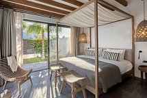 Aulus Lindos Rhodes, Curio Collection by Hilton - Wohnbeispiel Bungalow Garden View Tropical Zen Suite (Zimmercodierung B3G)
