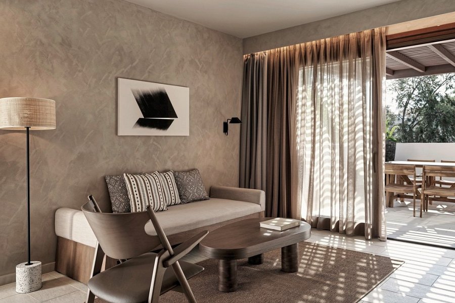 Aulus Lindos Rhodes, Curio Collection by Hilton - Wohnbeispiel Suite Tropical Pavilion 2 SZ mit Whirlpool (Zimmercodierung W1G)