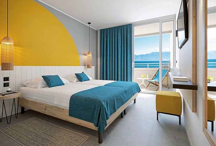 Sunny Baska Hotel by Valamar - Wohnbeispiel Zimmer für 2 plus 1 Meerblick (Zimmercodierung DSM)
