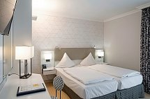 Ringhotel Strandblick - Wohnbeispiel Doppelzimmer mit Balkon oder Terrasse (Zimmercodierungen DB1, DB2 & DX1)