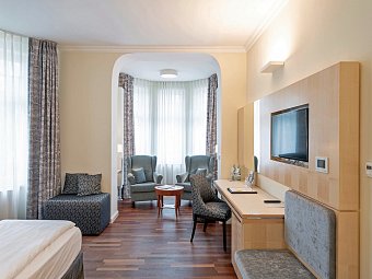 Ringhotel Strandblick - Wohnbeispiel Doppelzimmer Meerseite (Zimmercodierungen DBC & DC1)