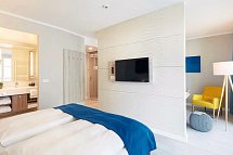 SEETELHOTEL Kaiserstrand Beachhotel - Wohnbeispiel Juniorsuite (Zimmercodierungen JBL & J1O)