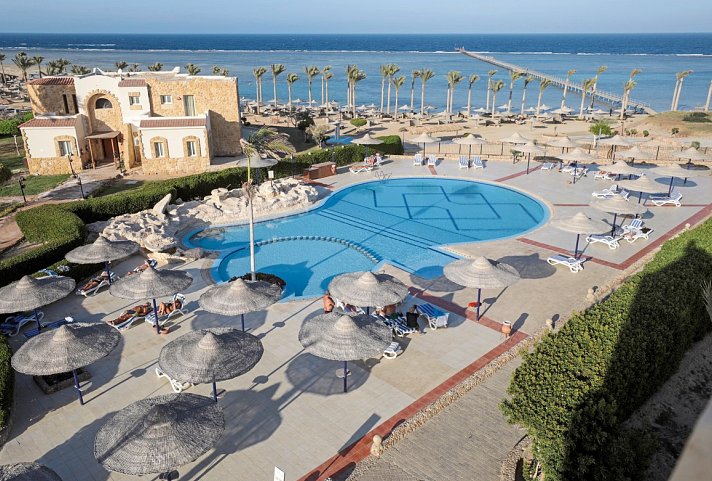 Blend Elphistone Resort