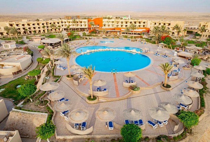 Blend Elphistone Resort