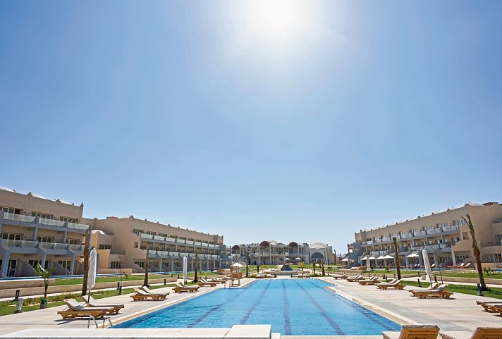 Diamond Beach by Pearl Resort