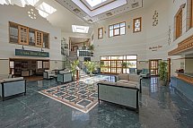 Lahami Bay Beach Resort & Gardens