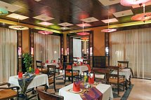 Lahami Bay Beach Resort & Gardens
