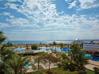 Lahami Bay Beach Resort & Gardens