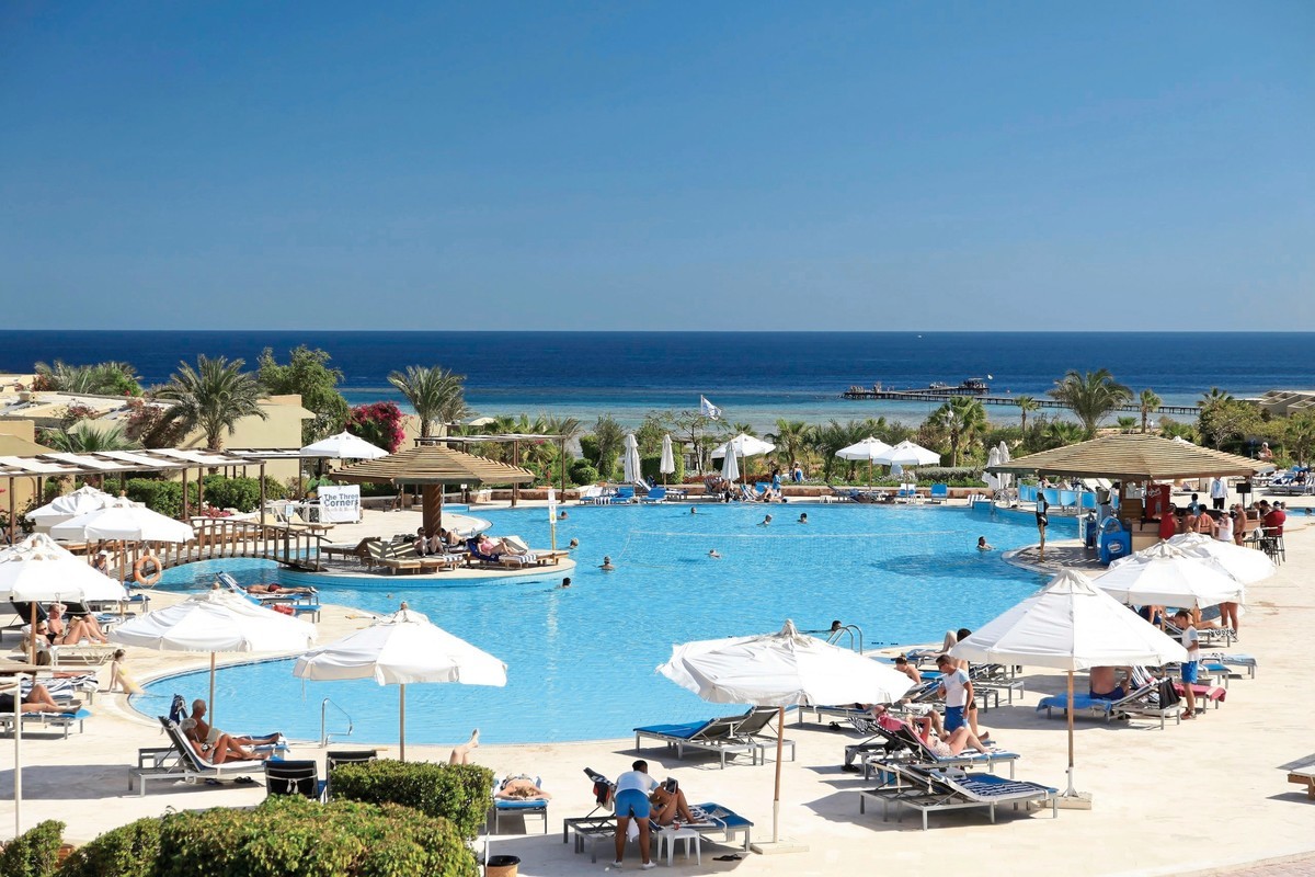 Three Corners Fayrouz Plaza Beach Resort