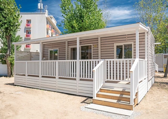 Rimini Family Resort - Wohnbeispiel MH Lodge Superior (Zimmercodierungen CS1 & CB5)