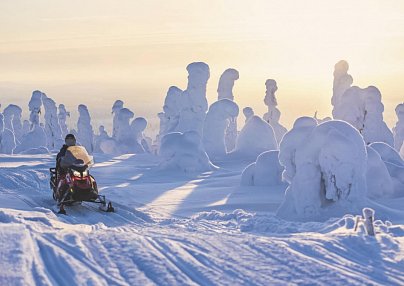 Winterspaß in Finnisch Lappland