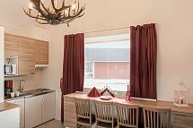 Santa Claus Holiday Village - Wohnbeispiel Superior Cottage B (Zimmercodierung SS1)