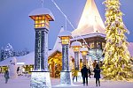 Polarlichtsuche und Weihnachtsmanndorf