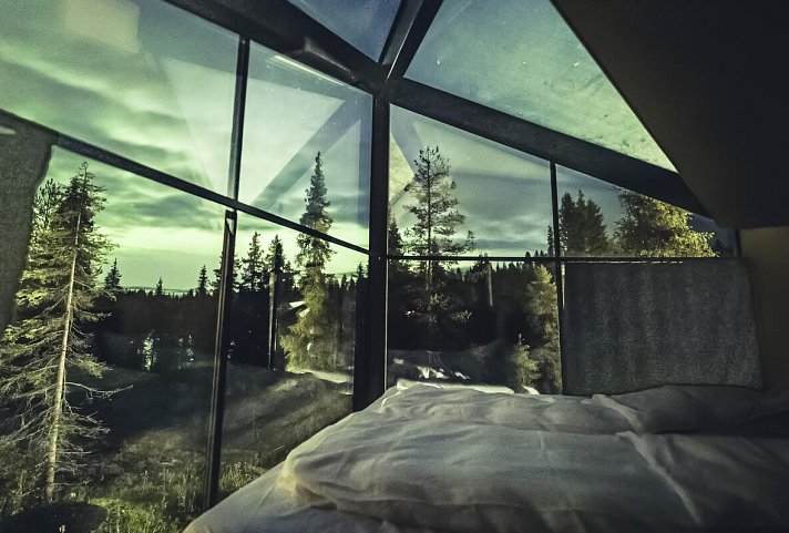 Winter-Faszination Finnland - Magical Pond Igloos