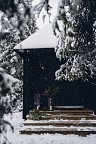 Winter-Faszination Finnland - Magical Pond Igloos