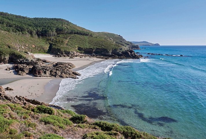 Das grüne Herz Galiciens: Kultur, Natur und Atlantikzauber - Costa da Morte Strand am Atlantik