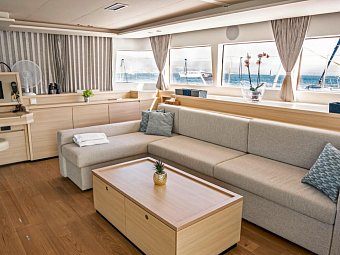 Segeltörn Praslin Dream Premium - Lagoon 620