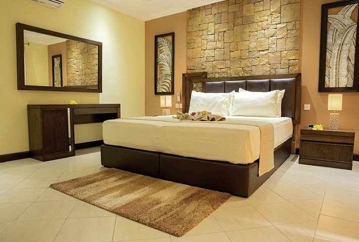 The Oasis Hotel Restaurant & Spa - Wohnbeispiel Superior (Zimmercodierungen US1 & UH2)