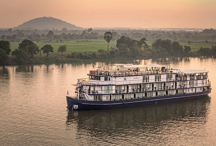 Heritage Line (Jayavarman, Ho Chi Minh Stadt - Siem Reap) - Heritage Line, Jayavarman