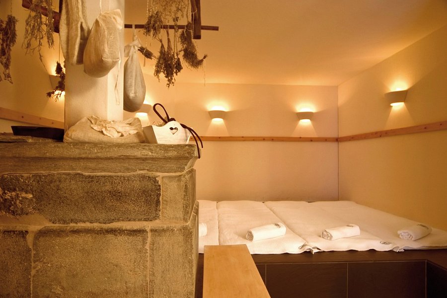 Le Mirabeau Resort & Spa