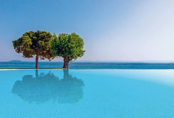 Ammoa Luxury Hotel & Spa Resort