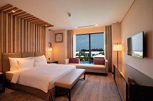 Millennium Resort Salalah - Whsp. One Bedroom Chalet with Pool Access (Zimmercodierung ABQ)