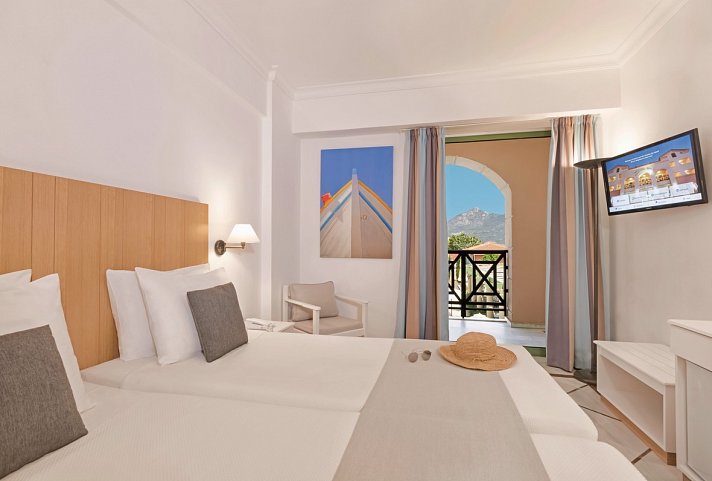 Samaina Inn - Wohnbeispiel Doppelzimmer Meerseite (Zimmercodierung DBC)