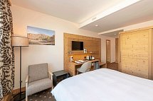 Nira Alpina - Wohnbeispiel Doppelzimmer Corvatsch (Zimmercodierungen DB2 & EB2)