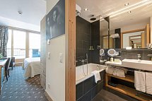 Nira Alpina - Wohnbeispiel Doppelzimmer Corvatsch (Zimmercodierungen DB2 & EB2)