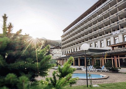 Altein Arosa, a Faern Collection Resort Arosa