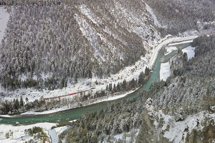 Bernina- und Glacier Express Winterzauber