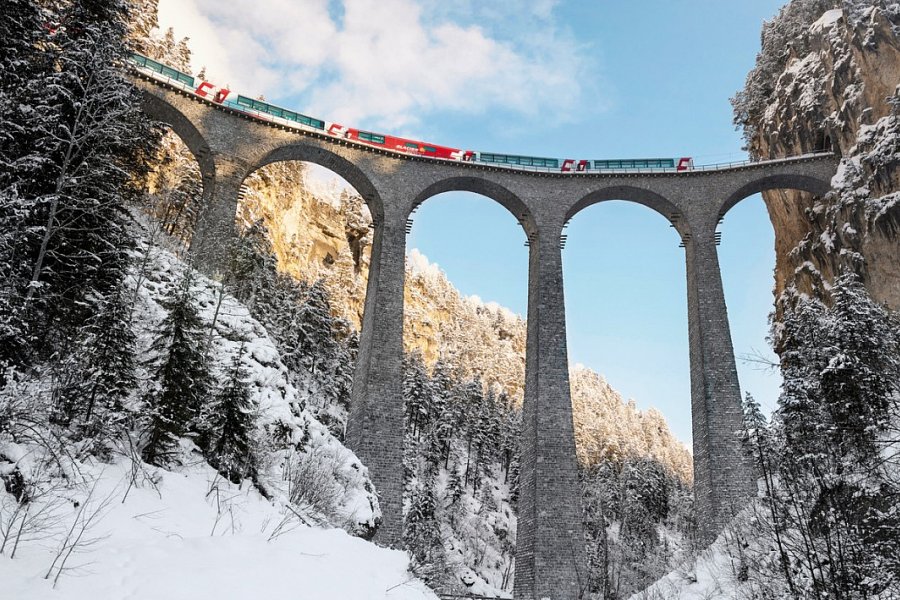 Bernina- und Glacier Express Graubünden - Landwasserviadukt