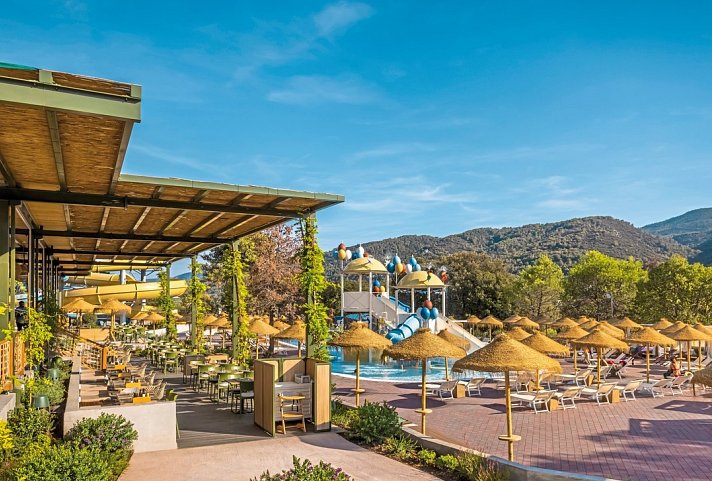 Valamar Amicor Resort