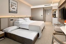 Grand Hotel View - Wohnbeispiel Doppelzimmer Superior Meerblick mit 2 Extrabetten (Zimmercodierung DSM)
