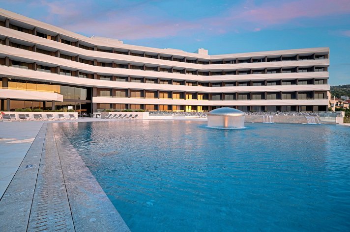 Grand Hotel View