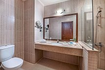 JAZ Dahabeya - Beispiel Bad Doppelzimmer Superior (Zimmercodierungen DSG, DCG, DSC & DSM)