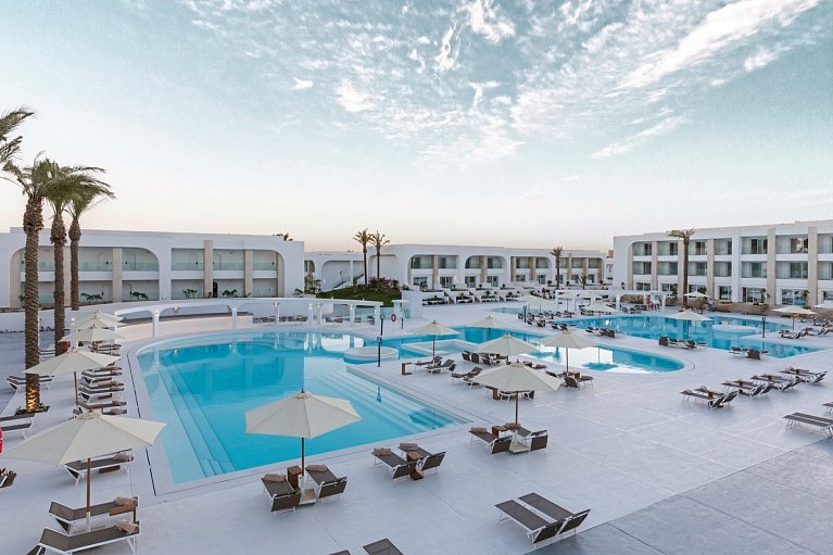 White Hills Resort