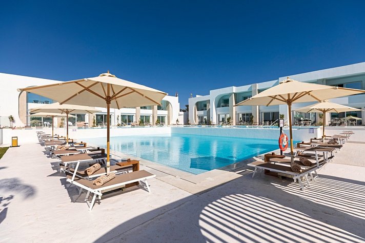 White Hills Resort