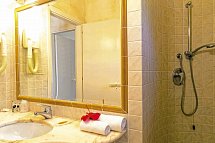 Cala di Volpe - Wohnbeispiel Badezimmer (Zimmercodierung AB1)