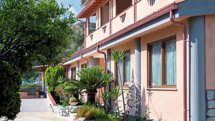Villaggio Old River