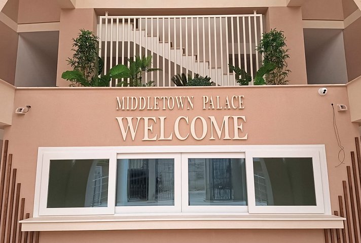 Middle Town Palace Tropea