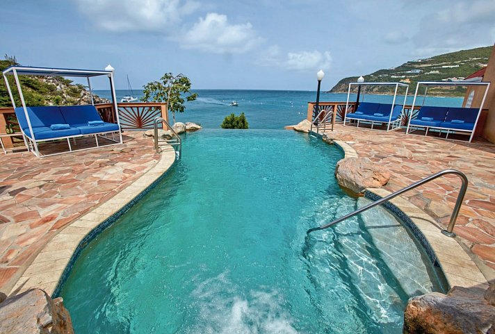 Divi Little Bay Beach Resort - Infinity Pool