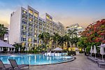 Sonesta Maho Beach Resort, Casino & Spa