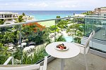 Sonesta Maho Beach Resort, Casino & Spa