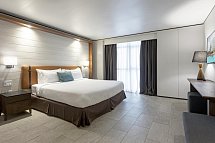Sonesta Maho Beach Resort, Casino & Spa - Wohnbeispiel One Bedroom Suite (Zimmercodierungen A1M & A1G)