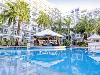 Sonesta Maho Beach Resort, Casino & Spa