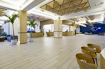 Sonesta Maho Beach Resort, Casino & Spa - Lobby