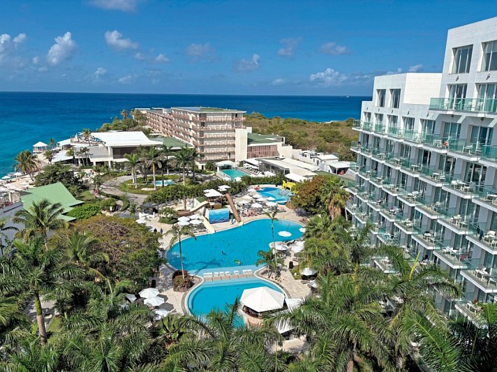 Sonesta Maho Beach Resort, Casino & Spa
